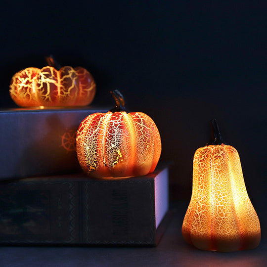 Nuova Lanterna di Zucca di Halloween: Lampada a LED in Resina Simulante una Candela all'interno di una Zucca